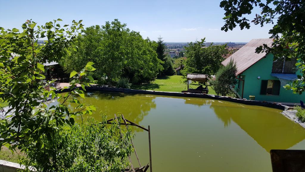 Camping Robinson Country Club Oradea Luaran gambar