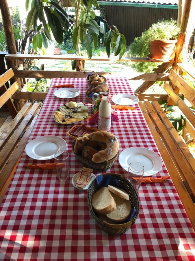 Camping Robinson Country Club Oradea Luaran gambar